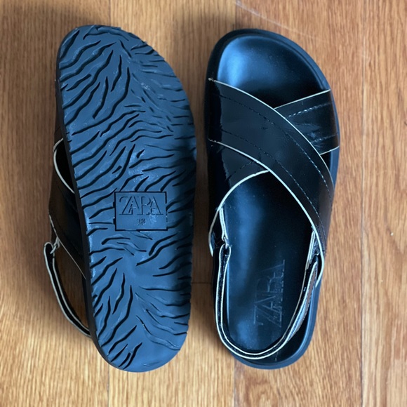 Zara Patent Strap Velcro Comfort Sandals Black Size 38EU - Picture 2 of 2